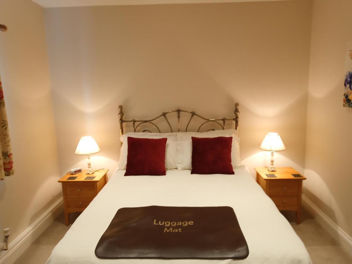 Oak End Lodge Sevenoaks Bagian luar foto