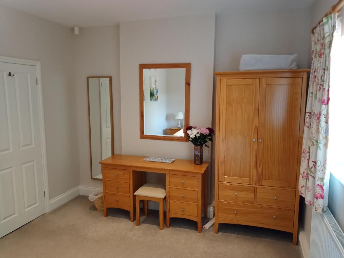 Oak End Lodge Sevenoaks Bagian luar foto